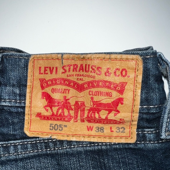 Mens Levi 505 Jeans - Picture 3 of 5